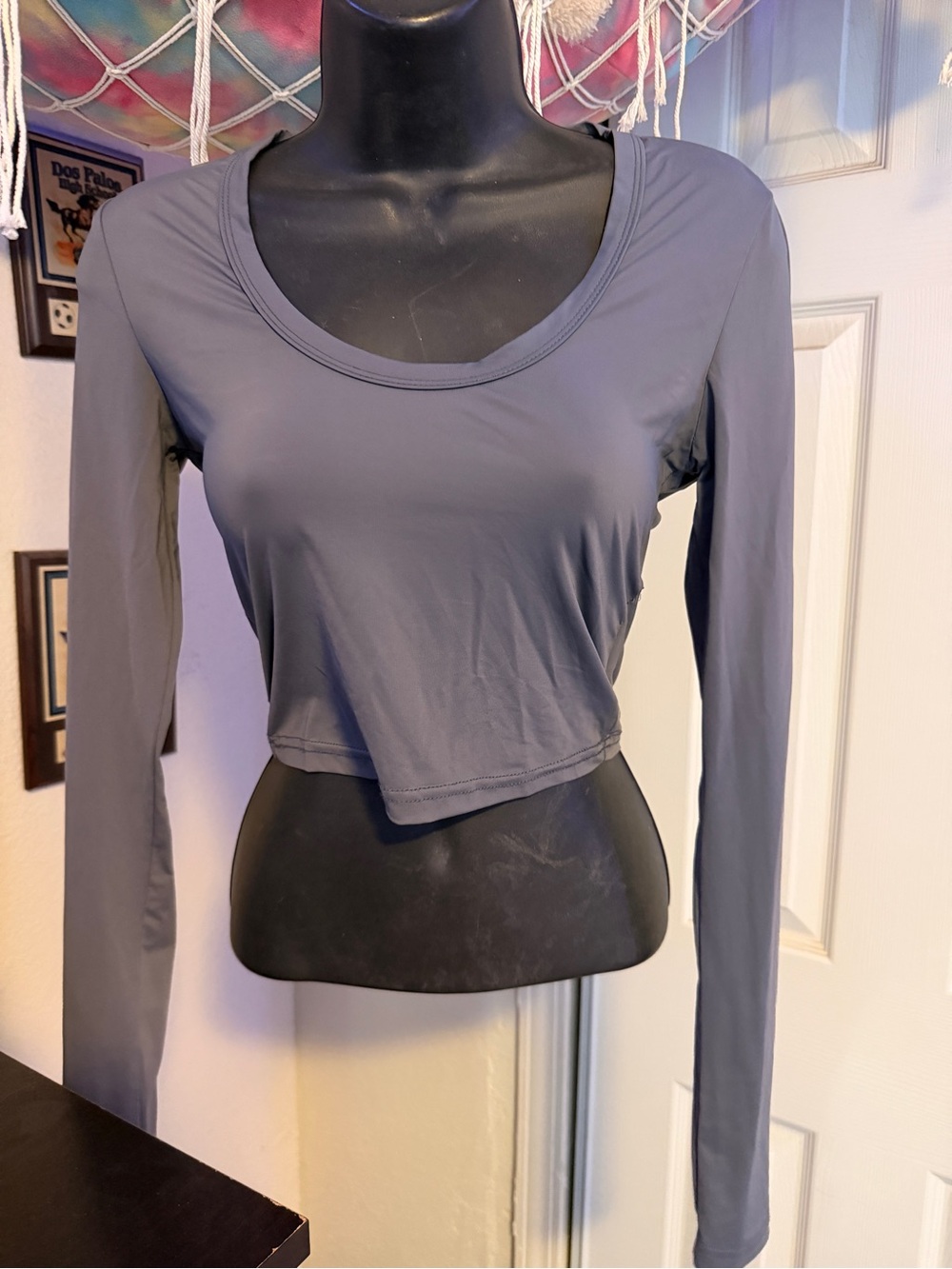 SHEIN Gray Long Sleeve Scoop Neck Cropped Top